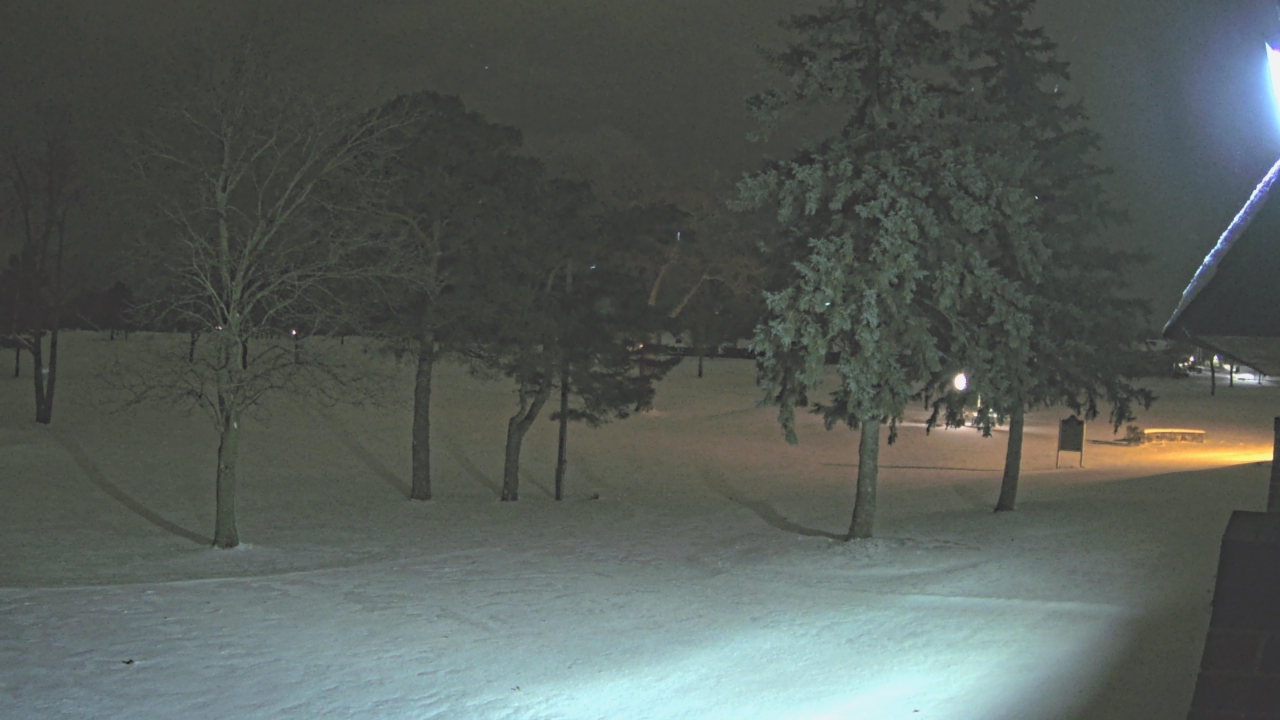 Thumbnail for current weather camera view from Warwick Hills Golf & Country Club in Grand Blanc Township, Michigan