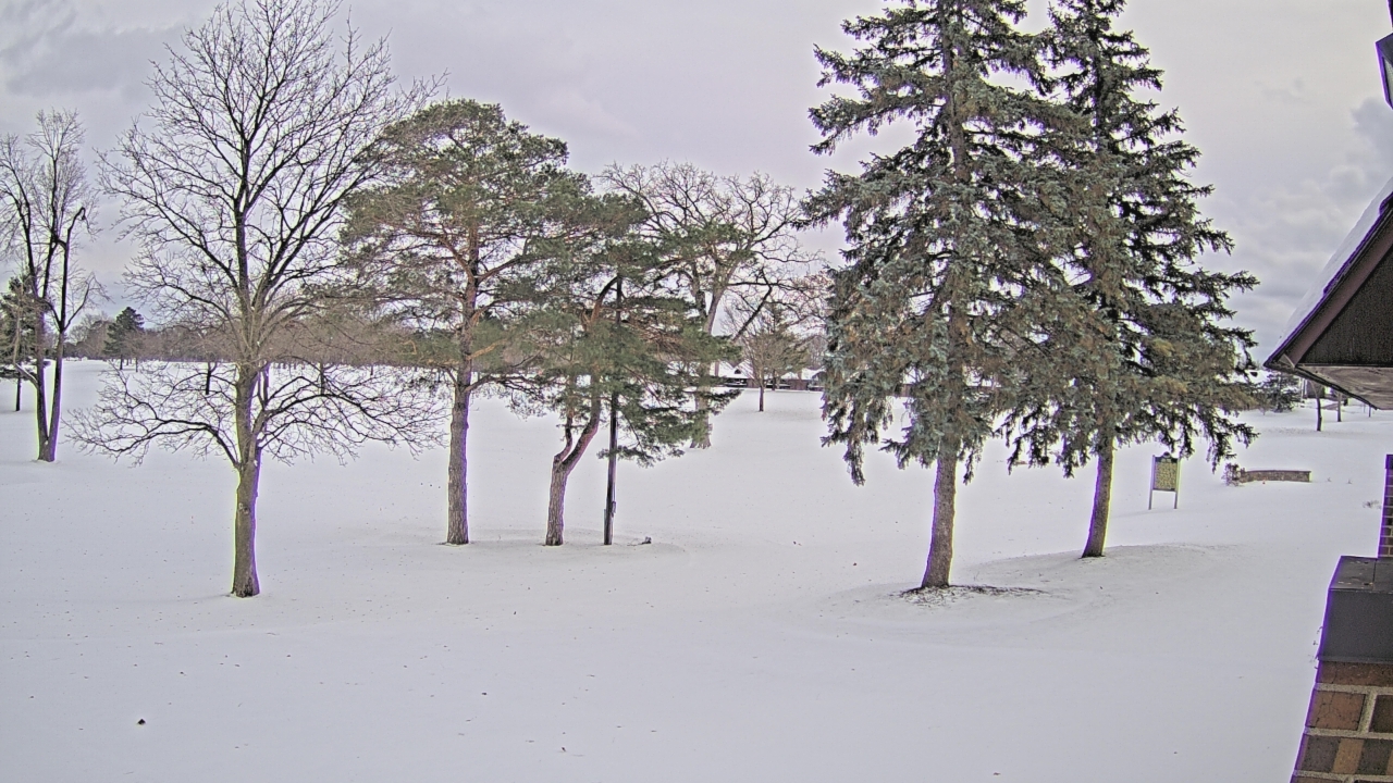 Thumbnail for current weather camera view from Warwick Hills Golf & Country Club in Grand Blanc Township, Michigan