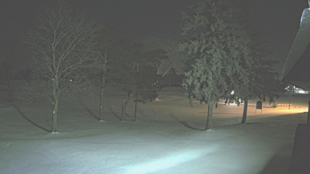 Thumbnail for current weather camera view from Warwick Hills Golf & Country Club in Grand Blanc Township, Michigan