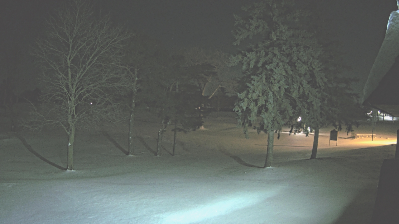 Thumbnail for current weather camera view from Warwick Hills Golf & Country Club in Grand Blanc Township, Michigan