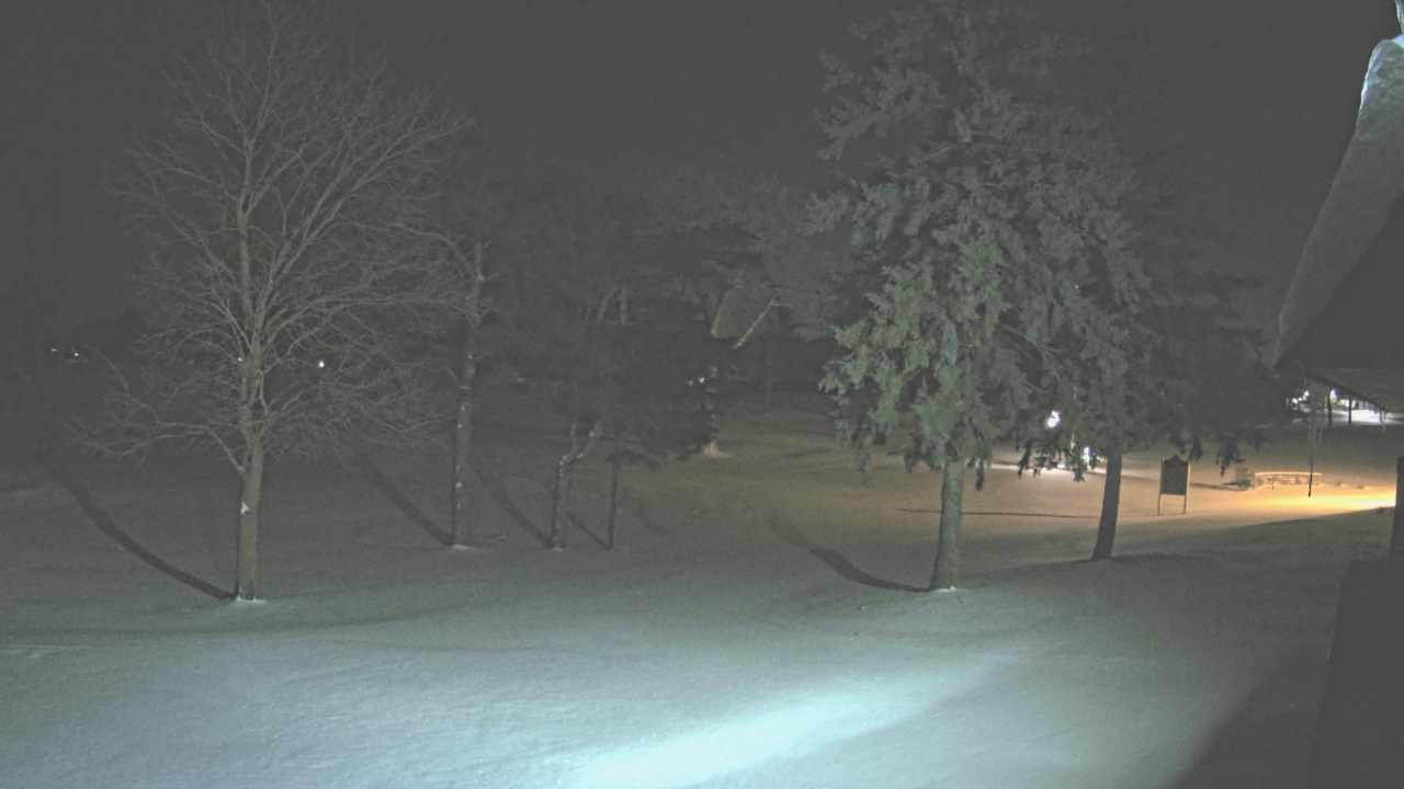 Thumbnail for current weather camera view from Warwick Hills Golf & Country Club in Grand Blanc Township, Michigan