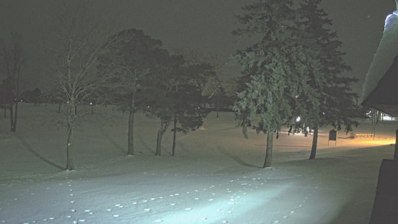 Thumbnail for current weather camera view from Warwick Hills Golf & Country Club in Grand Blanc Township, Michigan