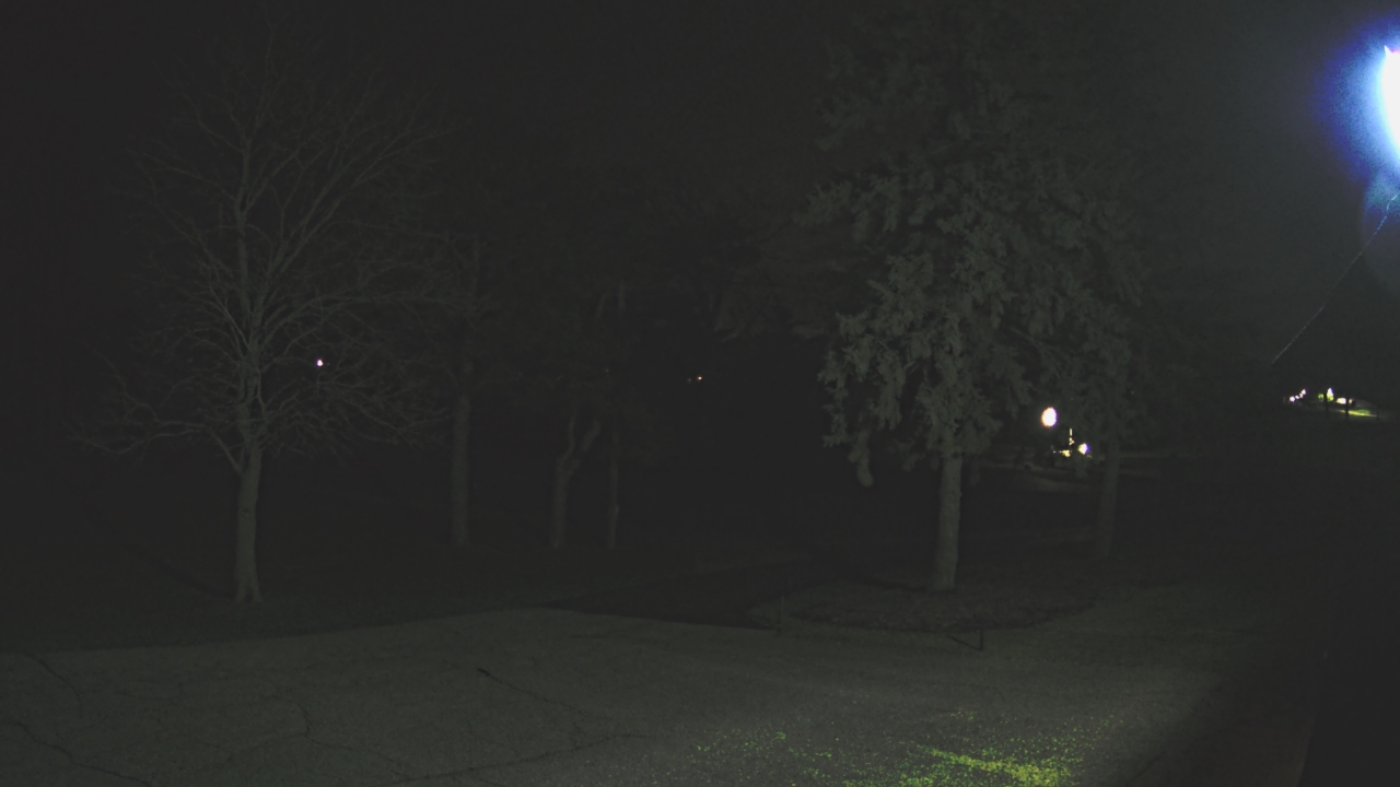 Thumbnail for current weather camera view from Warwick Hills Golf & Country Club in Grand Blanc Township, Michigan