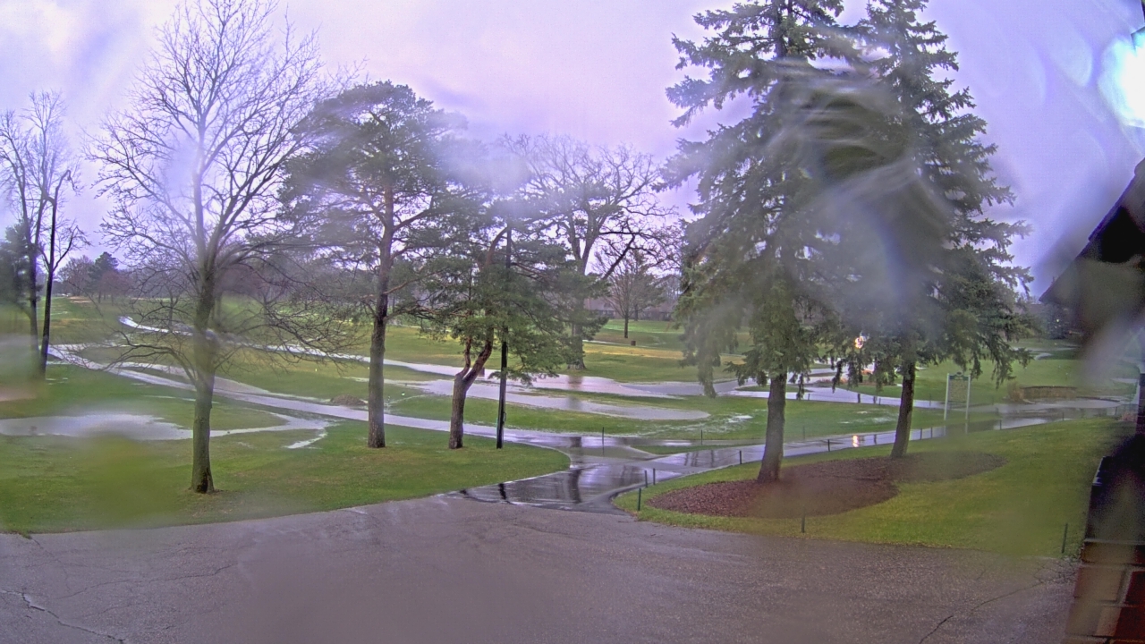 Thumbnail for current weather camera view from Warwick Hills Golf & Country Club in Grand Blanc Township, Michigan