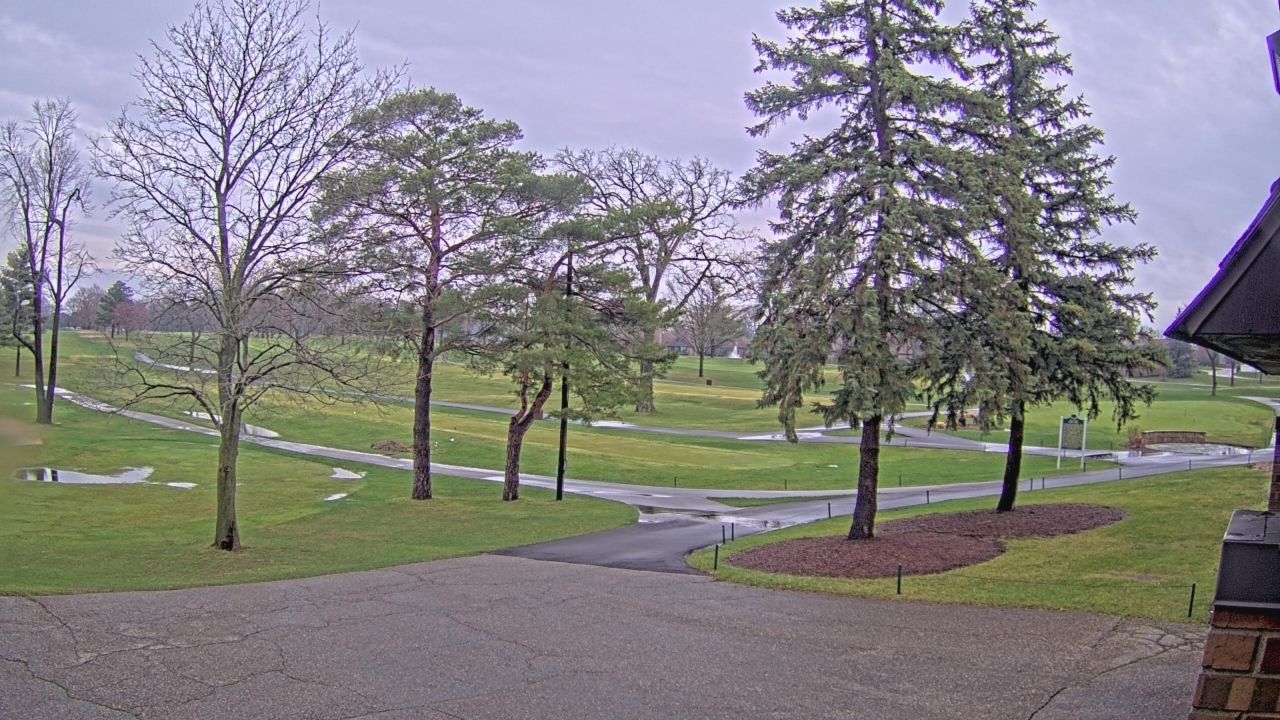 Thumbnail for current weather camera view from Warwick Hills Golf & Country Club in Grand Blanc Township, Michigan