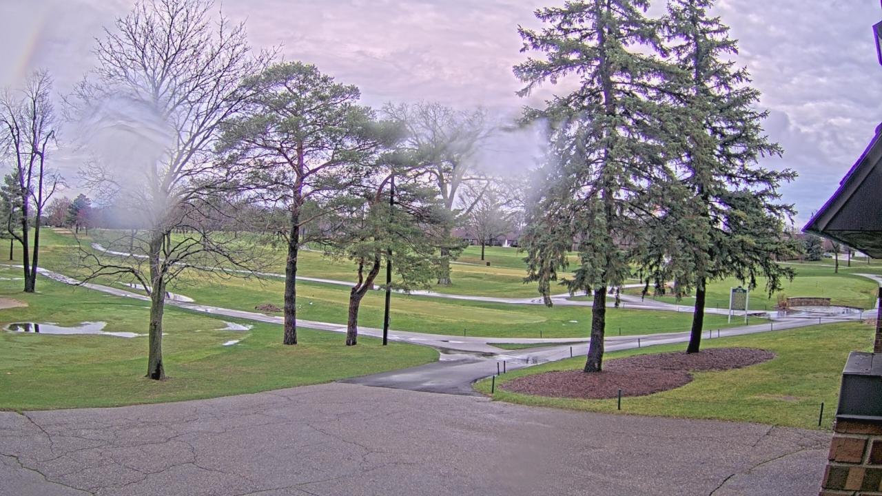 Thumbnail for current weather camera view from Warwick Hills Golf & Country Club in Grand Blanc Township, Michigan
