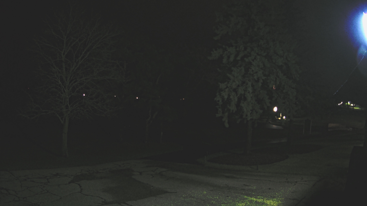 Thumbnail for current weather camera view from Warwick Hills Golf & Country Club in Grand Blanc Township, Michigan