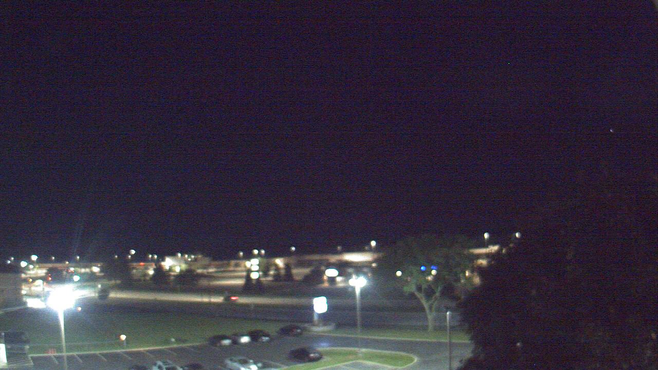 Thumbnail for current weather camera view from WITI-TV in Brown Deer, Wisconsin