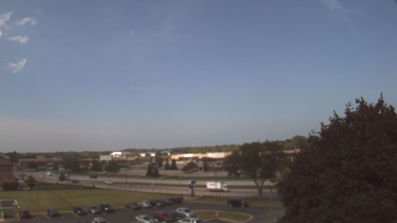 Thumbnail for current weather camera view from WITI-TV in Brown Deer, Wisconsin