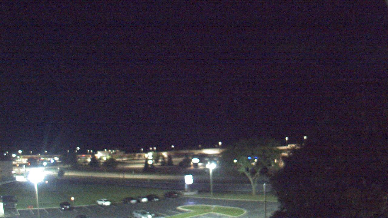 Thumbnail for current weather camera view from WITI-TV in Brown Deer, Wisconsin