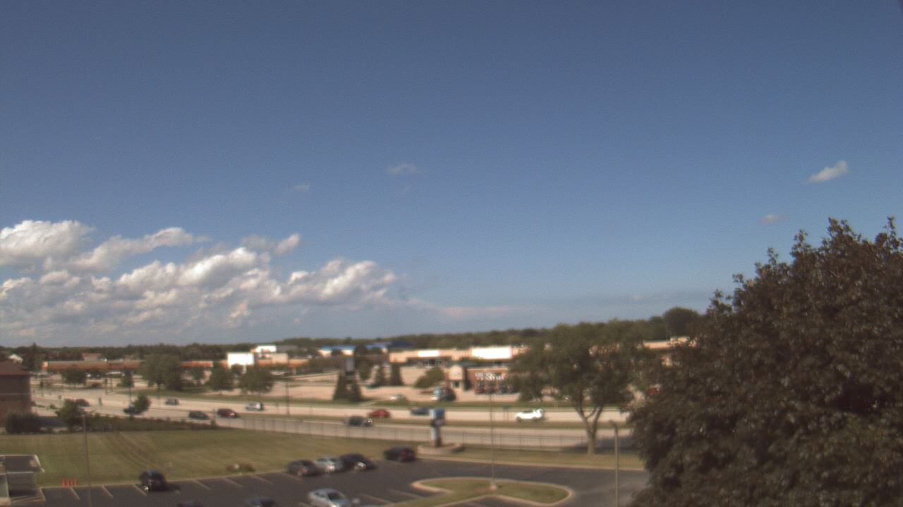 Thumbnail for current weather camera view from WITI-TV in Brown Deer, Wisconsin