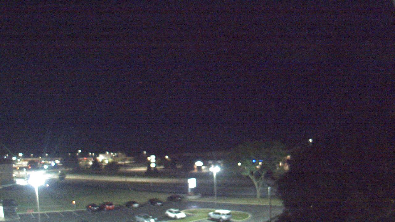 Thumbnail for current weather camera view from WITI-TV in Brown Deer, Wisconsin