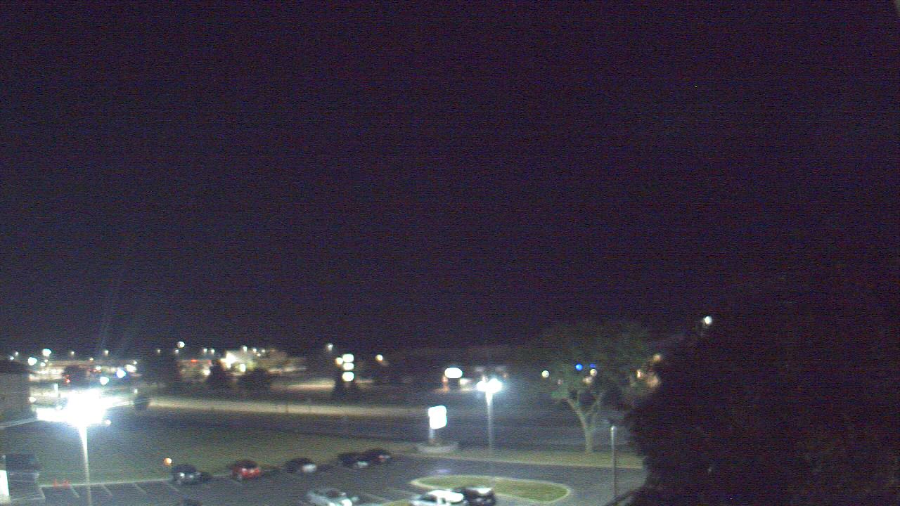 Thumbnail for current weather camera view from WITI-TV in Brown Deer, Wisconsin
