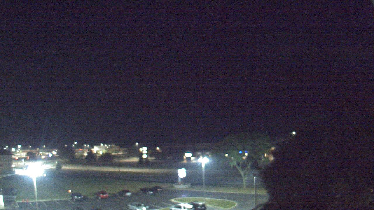Thumbnail for current weather camera view from WITI-TV in Brown Deer, Wisconsin