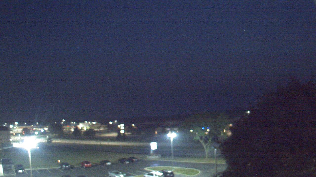 Thumbnail for current weather camera view from WITI-TV in Brown Deer, Wisconsin