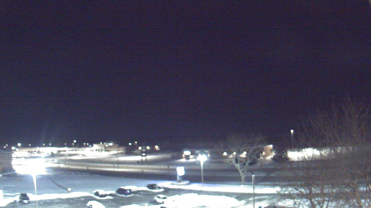 Thumbnail for current weather camera view from WITI-TV in Brown Deer, Wisconsin