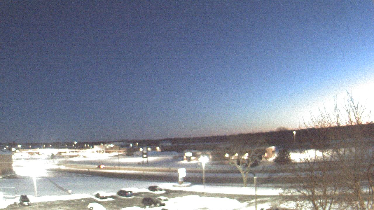 Thumbnail for current weather camera view from WITI-TV in Brown Deer, Wisconsin