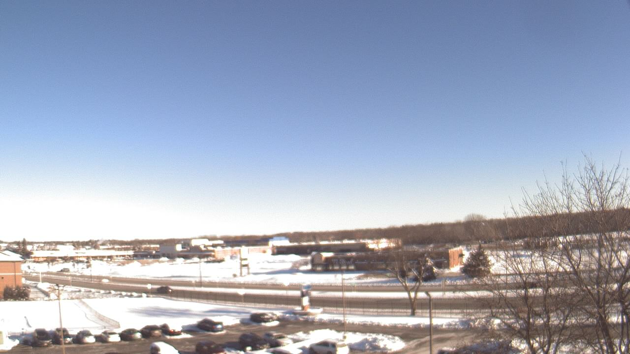 Thumbnail for current weather camera view from WITI-TV in Brown Deer, Wisconsin