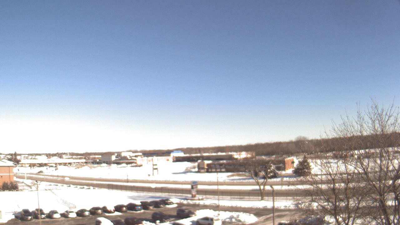 Thumbnail for current weather camera view from WITI-TV in Brown Deer, Wisconsin