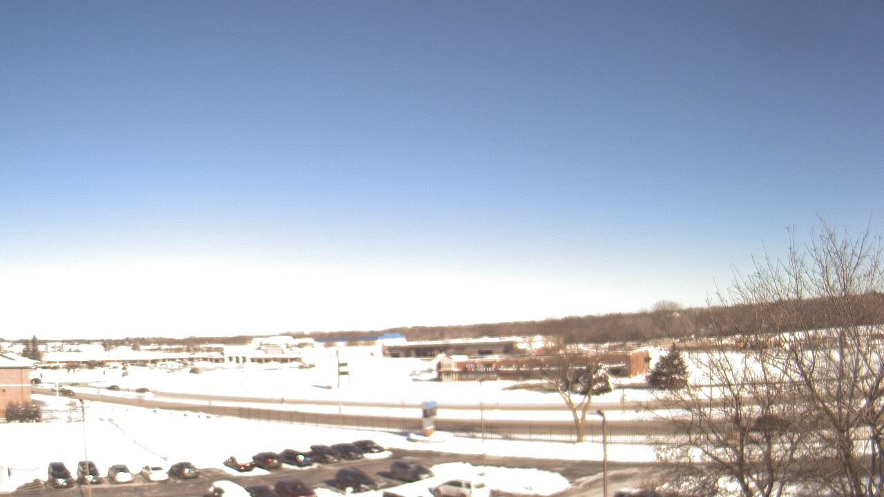 Thumbnail for current weather camera view from WITI-TV in Brown Deer, Wisconsin