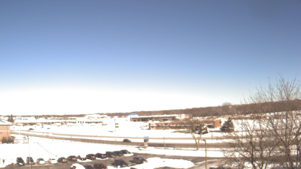 Thumbnail for current weather camera view from WITI-TV in Brown Deer, Wisconsin