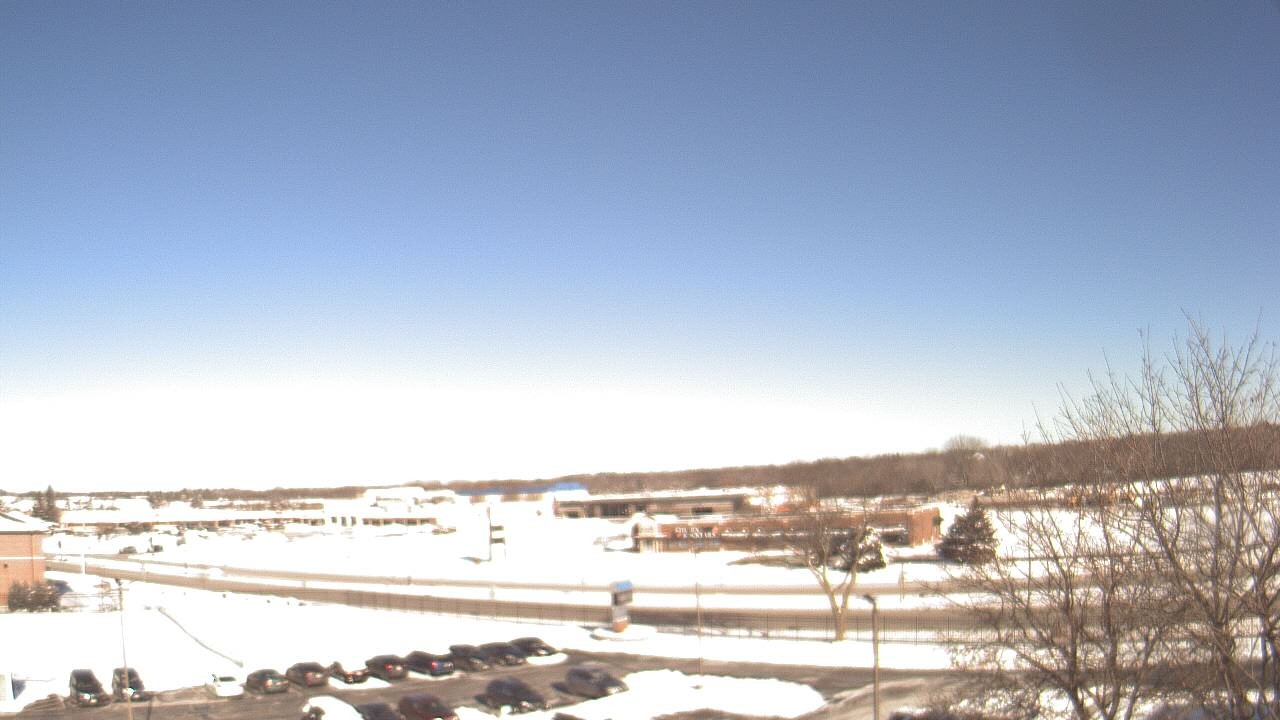 Thumbnail for current weather camera view from WITI-TV in Brown Deer, Wisconsin