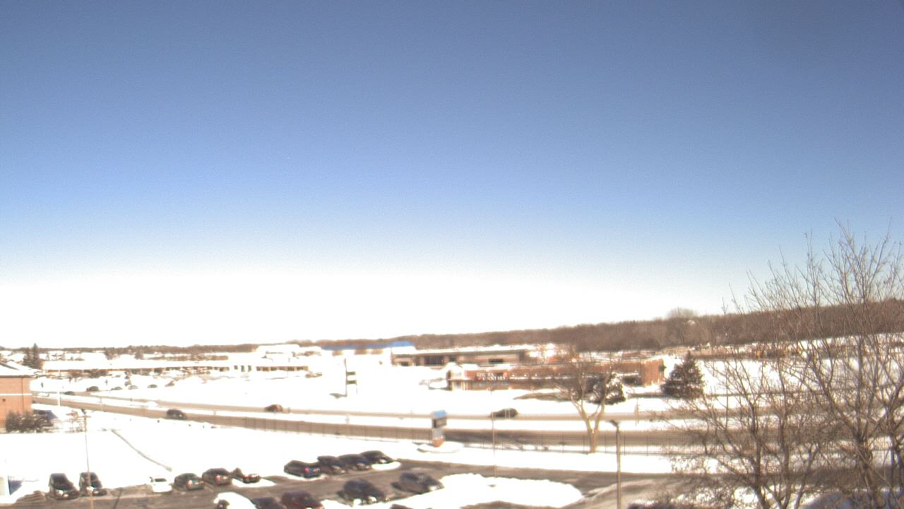 Thumbnail for current weather camera view from WITI-TV in Brown Deer, Wisconsin