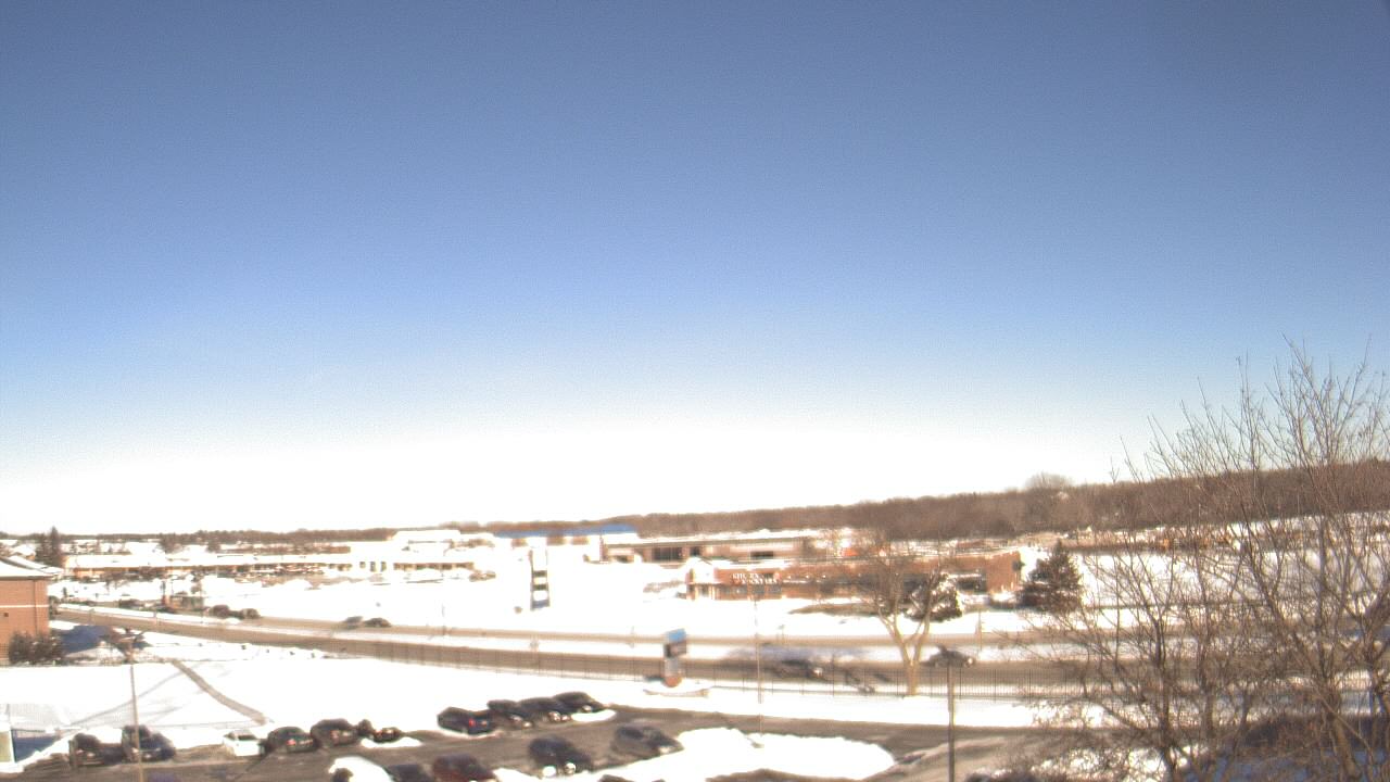 Thumbnail for current weather camera view from WITI-TV in Brown Deer, Wisconsin