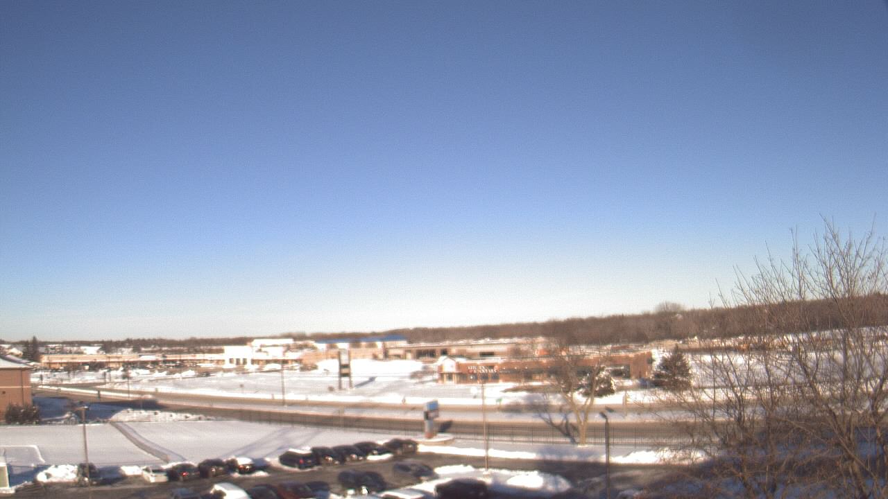 Thumbnail for current weather camera view from WITI-TV in Brown Deer, Wisconsin