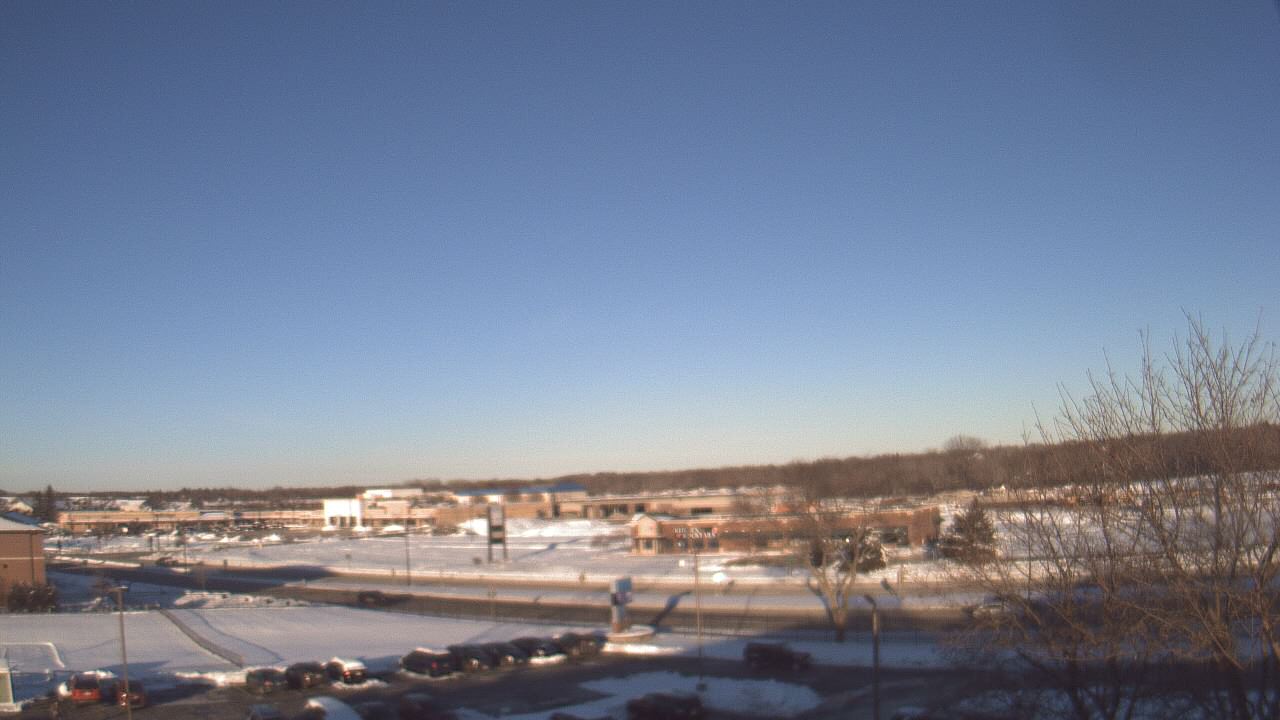 Thumbnail for current weather camera view from WITI-TV in Brown Deer, Wisconsin