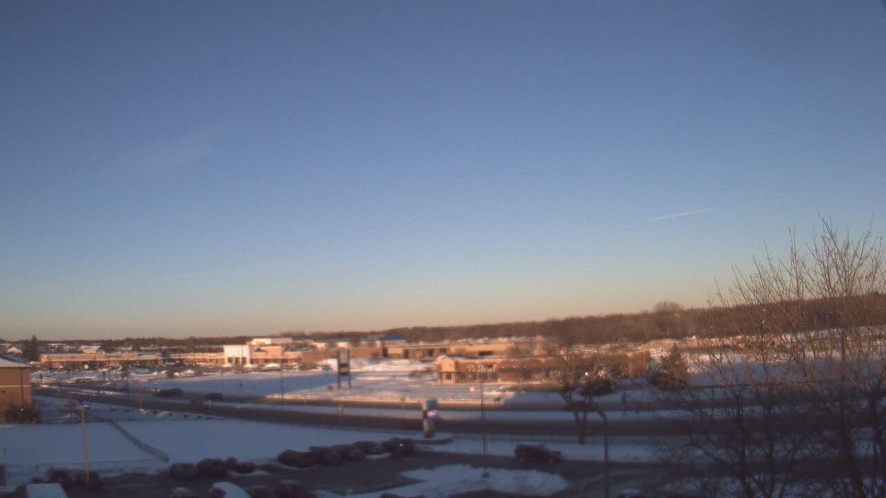 Thumbnail for current weather camera view from WITI-TV in Brown Deer, Wisconsin