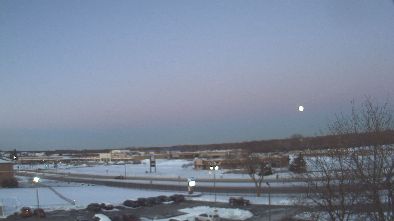 Thumbnail for current weather camera view from WITI-TV in Brown Deer, Wisconsin