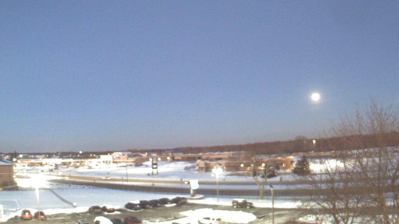 Thumbnail for current weather camera view from WITI-TV in Brown Deer, Wisconsin