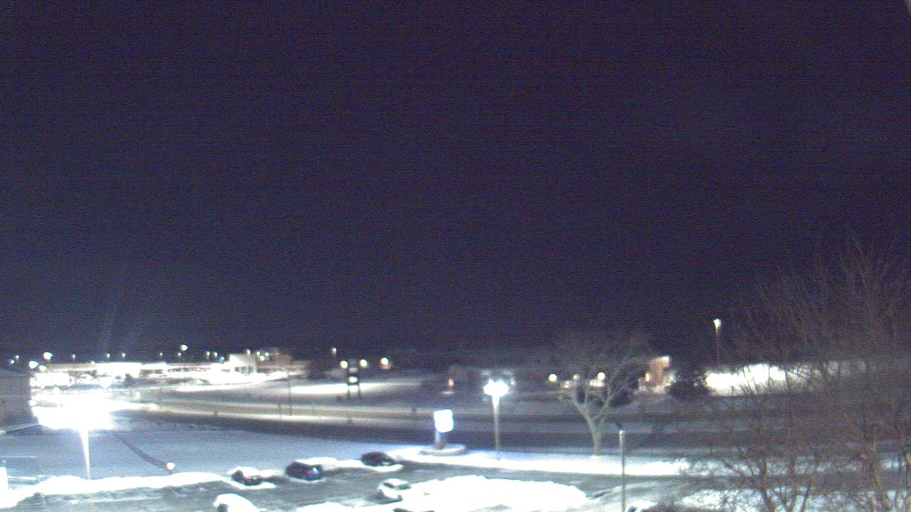 Thumbnail for current weather camera view from WITI-TV in Brown Deer, Wisconsin