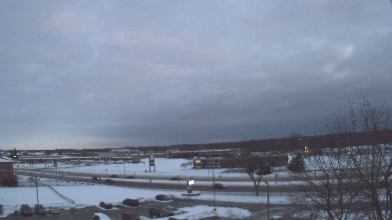 Thumbnail for current weather camera view from WITI-TV in Brown Deer, Wisconsin