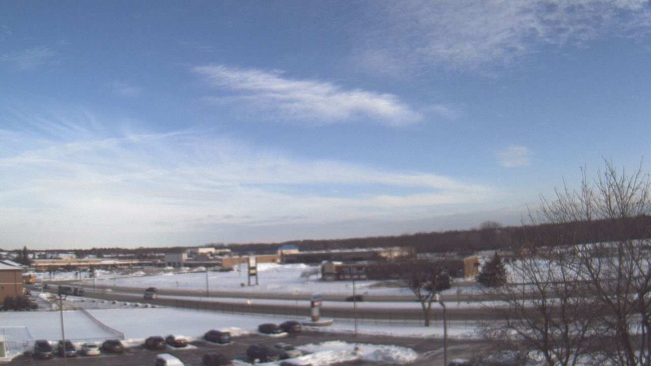 Thumbnail for current weather camera view from WITI-TV in Brown Deer, Wisconsin