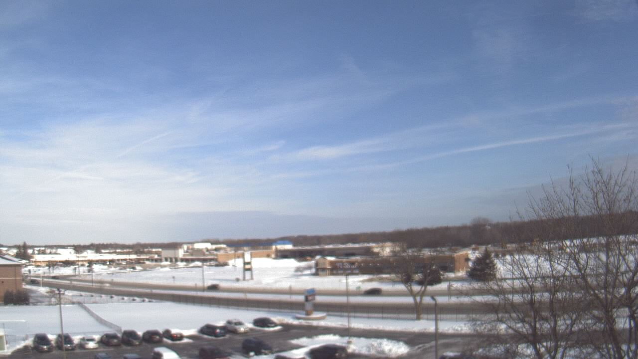 Thumbnail for current weather camera view from WITI-TV in Brown Deer, Wisconsin