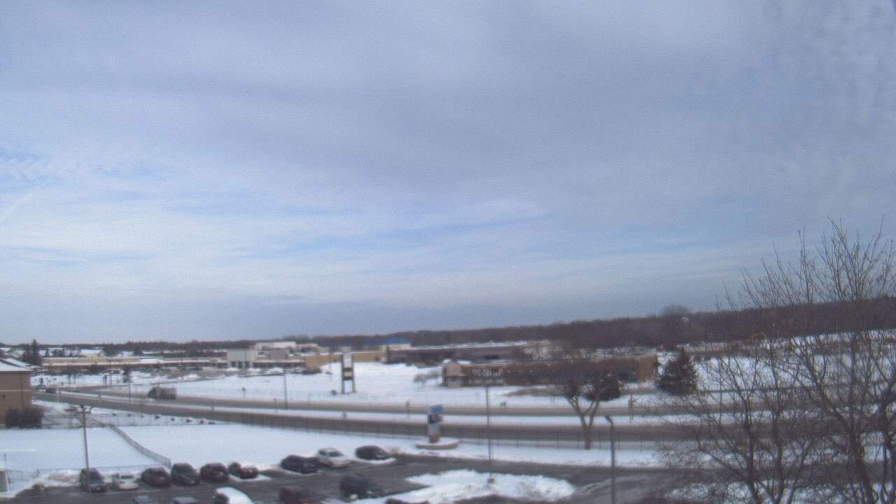 Thumbnail for current weather camera view from WITI-TV in Brown Deer, Wisconsin