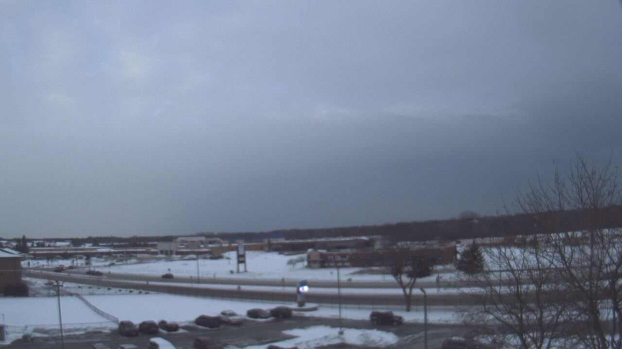Thumbnail for current weather camera view from WITI-TV in Brown Deer, Wisconsin