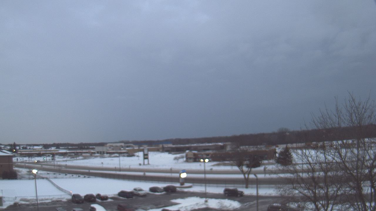 Thumbnail for current weather camera view from WITI-TV in Brown Deer, Wisconsin