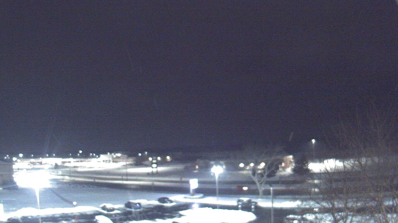 Thumbnail for current weather camera view from WITI-TV in Brown Deer, Wisconsin