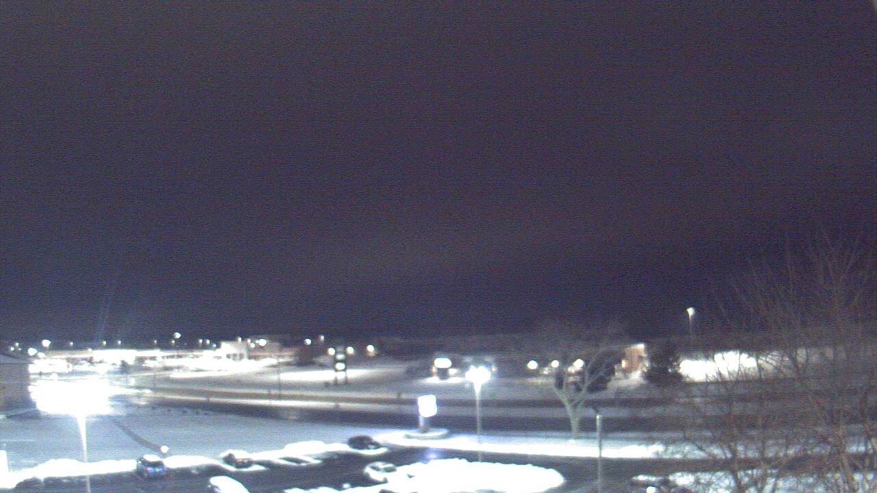 Thumbnail for current weather camera view from WITI-TV in Brown Deer, Wisconsin