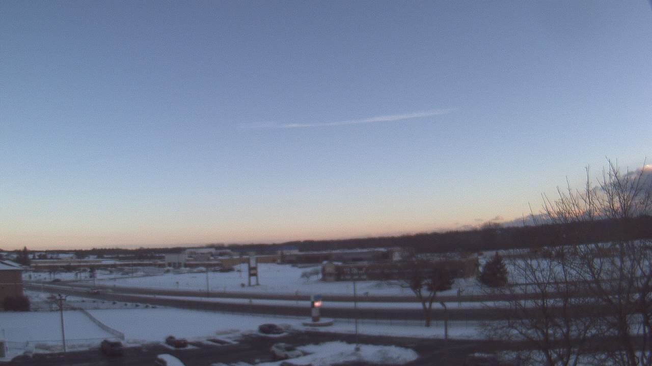 Thumbnail for current weather camera view from WITI-TV in Brown Deer, Wisconsin