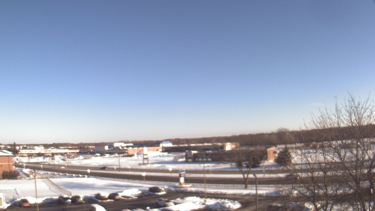 Thumbnail for current weather camera view from WITI-TV in Brown Deer, Wisconsin
