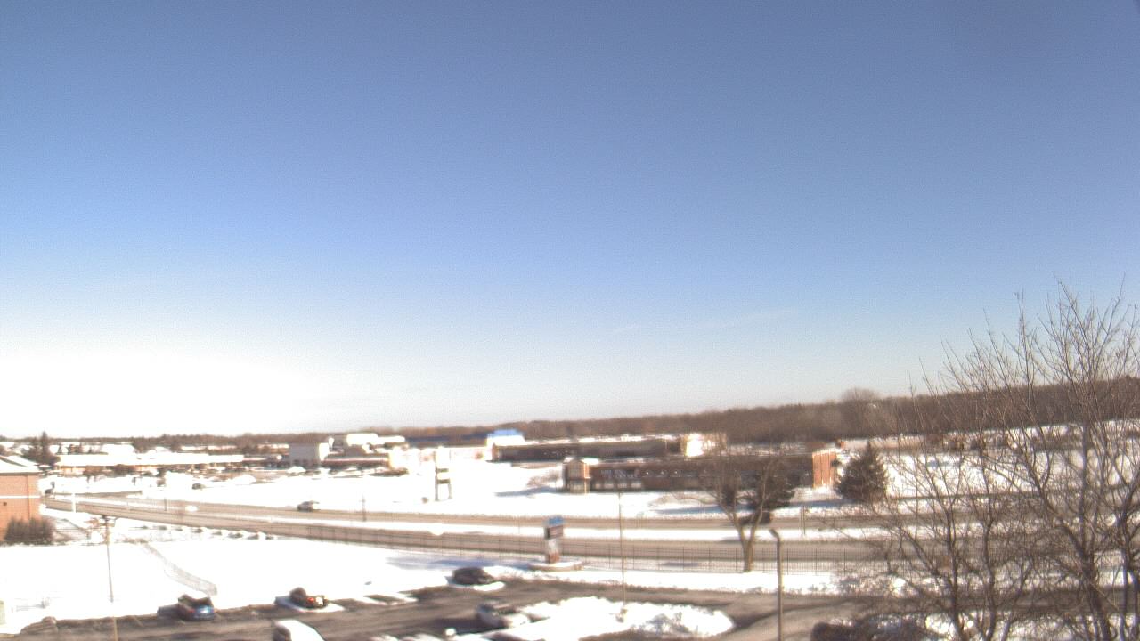 Thumbnail for current weather camera view from WITI-TV in Brown Deer, Wisconsin