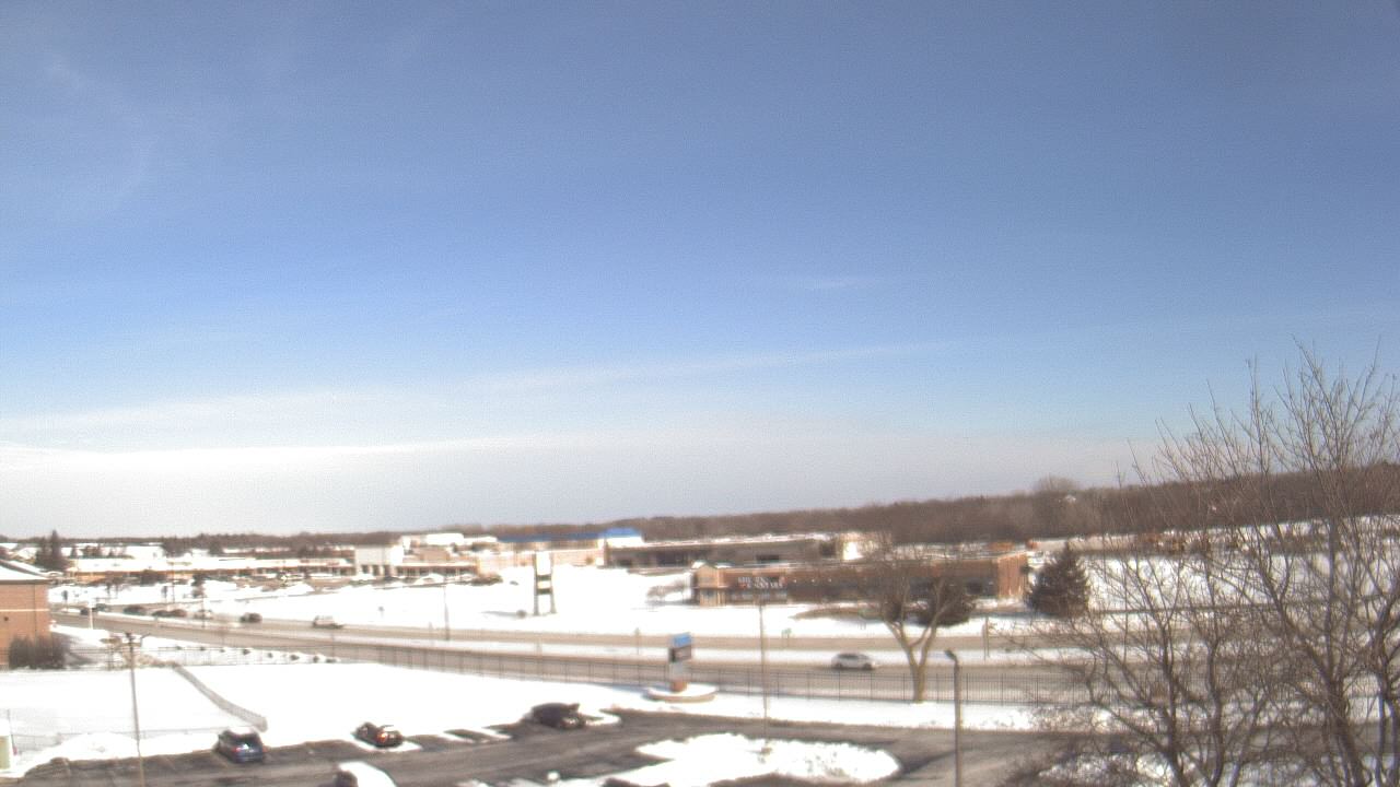 Thumbnail for current weather camera view from WITI-TV in Brown Deer, Wisconsin