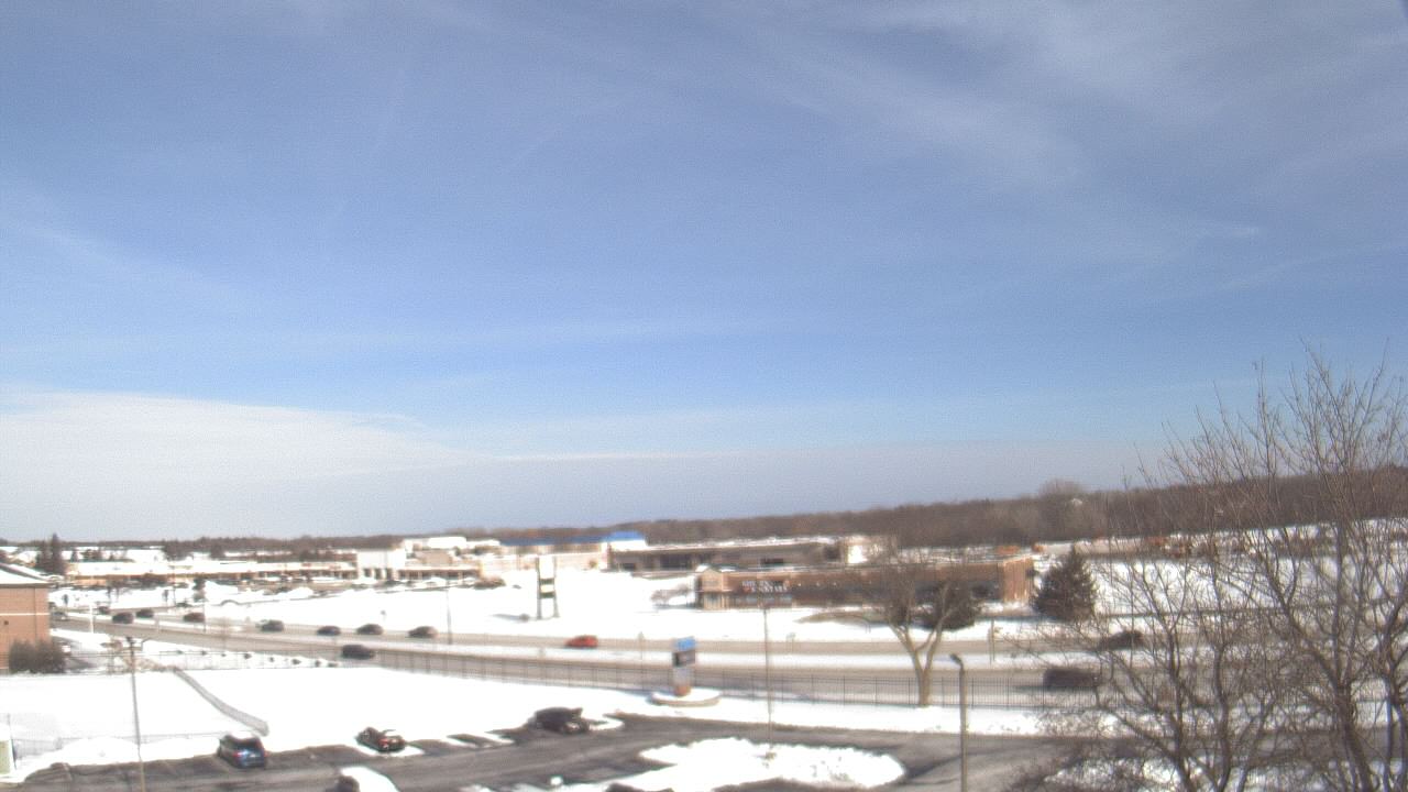 Thumbnail for current weather camera view from WITI-TV in Brown Deer, Wisconsin