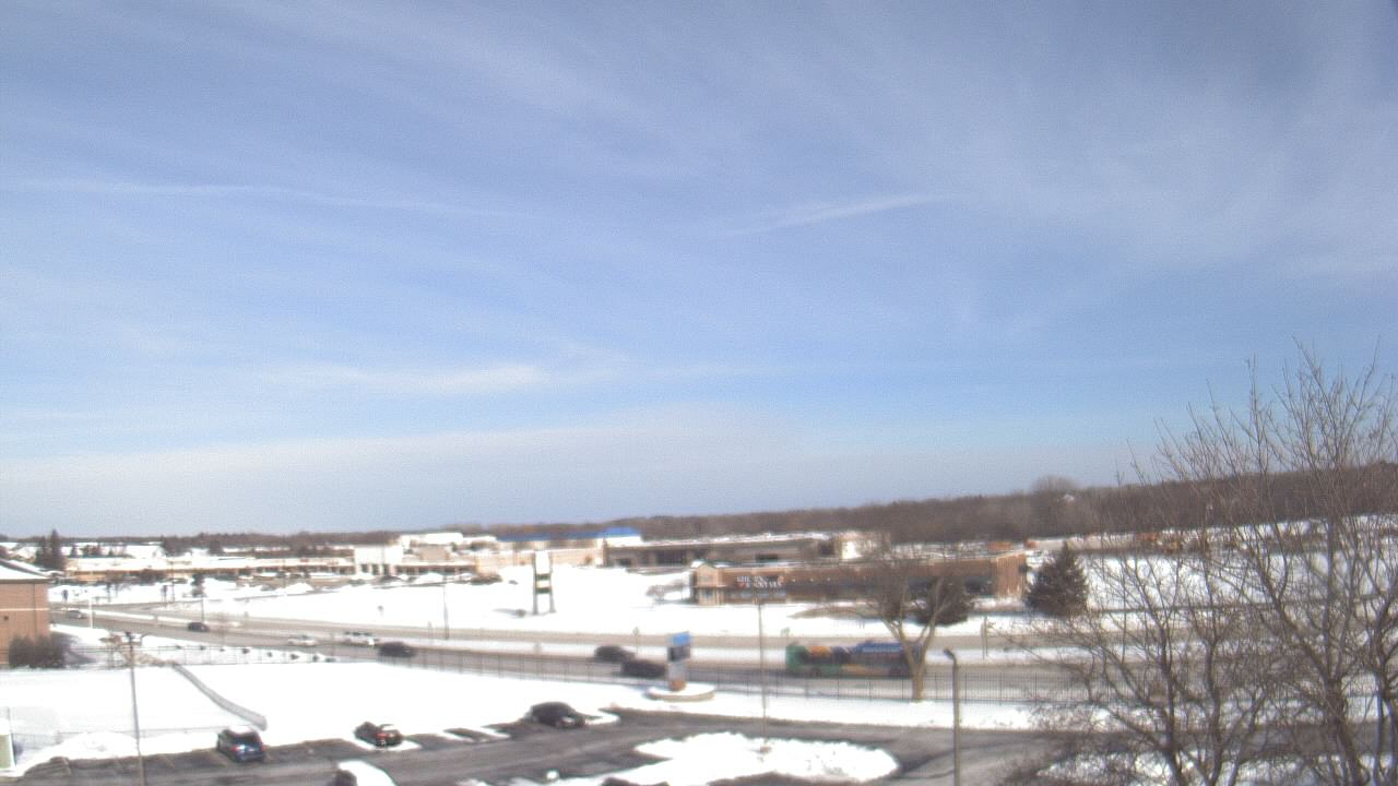Thumbnail for current weather camera view from WITI-TV in Brown Deer, Wisconsin