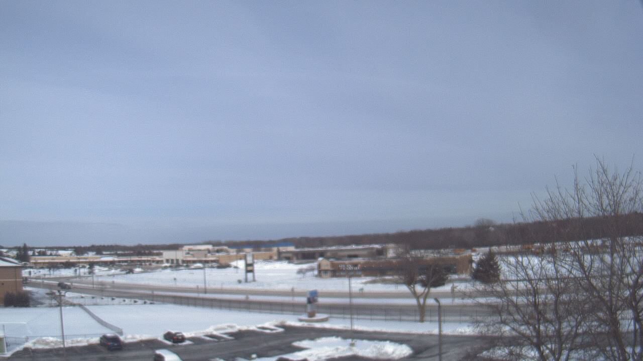 Thumbnail for current weather camera view from WITI-TV in Brown Deer, Wisconsin