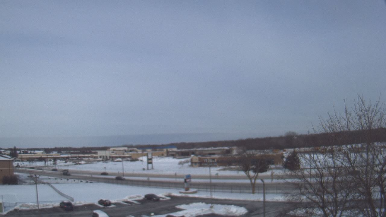 Thumbnail for current weather camera view from WITI-TV in Brown Deer, Wisconsin